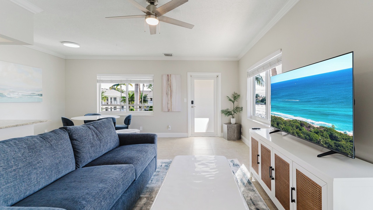Photo of Livingroom in Boca Raton