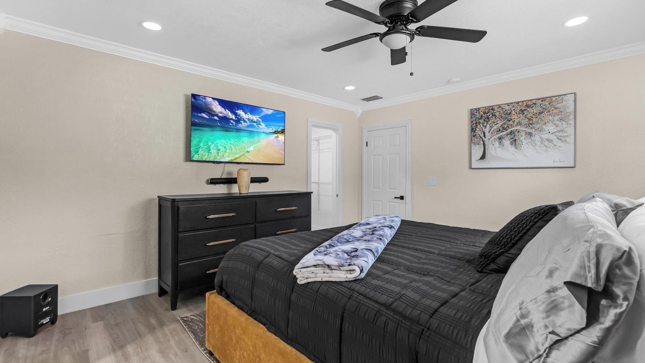 Photo of Bedroom in Miami Gardens