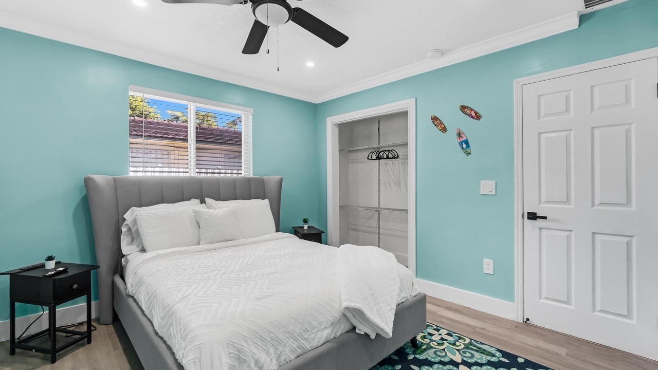 Photo of Bedroom in Miami Gardens