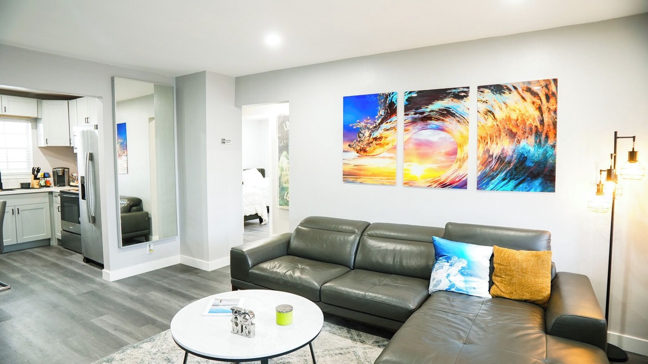 Photo of Livingroom in Hollywood