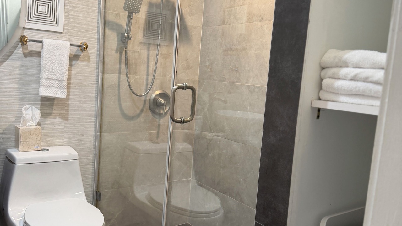 Photo of Bathroom in Sunrise