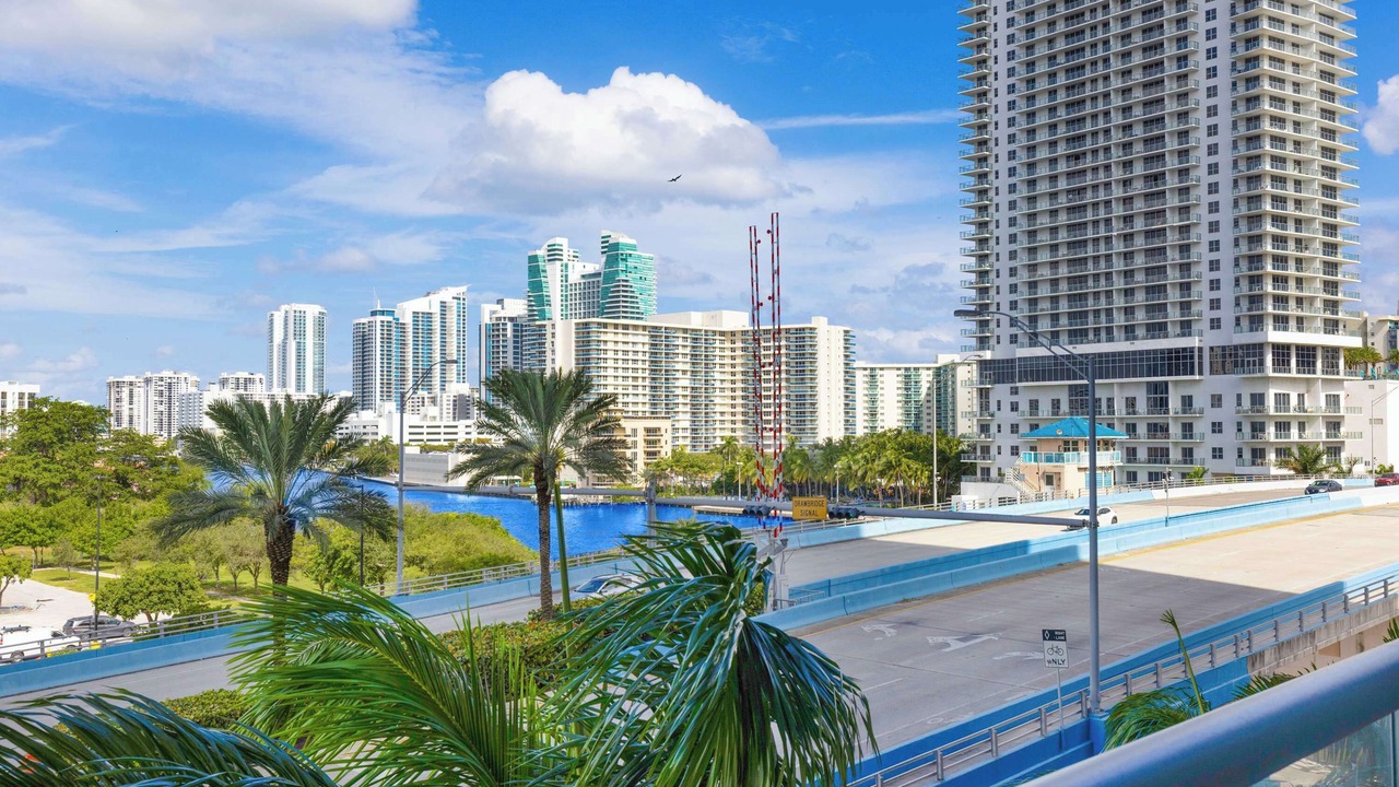 Photo of Patio Balcony in Hallandale Beach