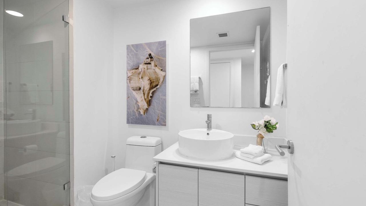 Photo of Bathroom in Hallandale Beach