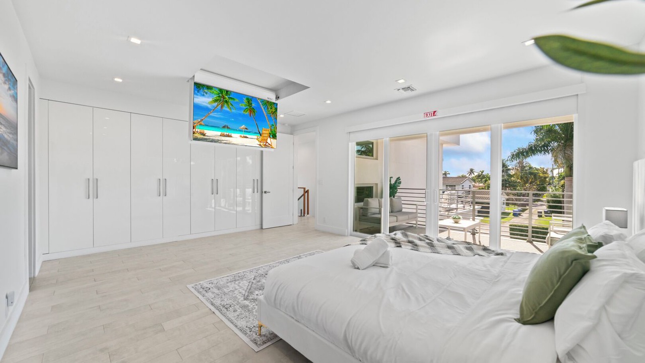 Photo of Bedroom in South Lake