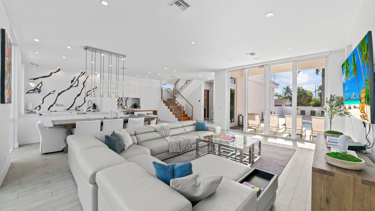 Photo of Livingroom in South Lake