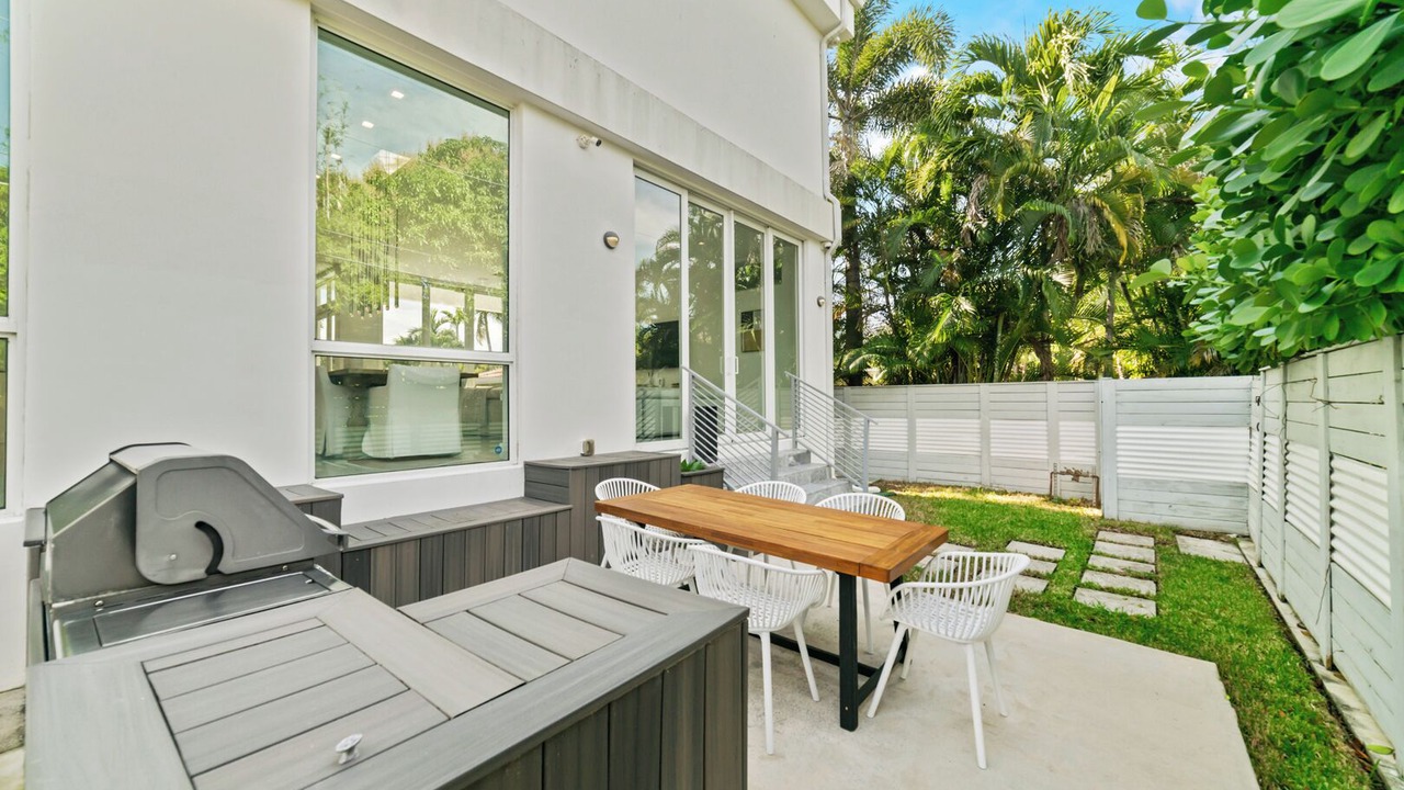 Photo of Outdoor in South Lake