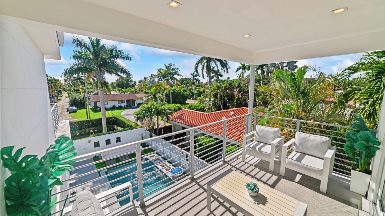 Photo of Patio Balcony in South Lake