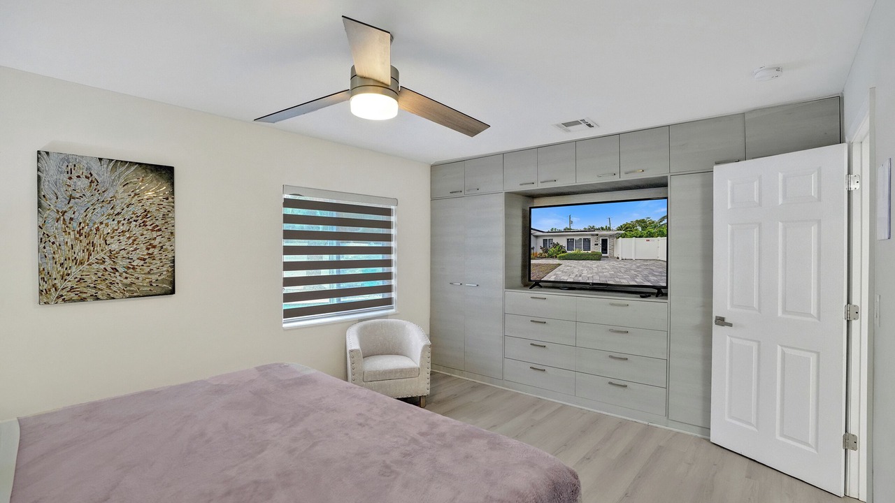 Photo of Bedroom in Coral Ridge