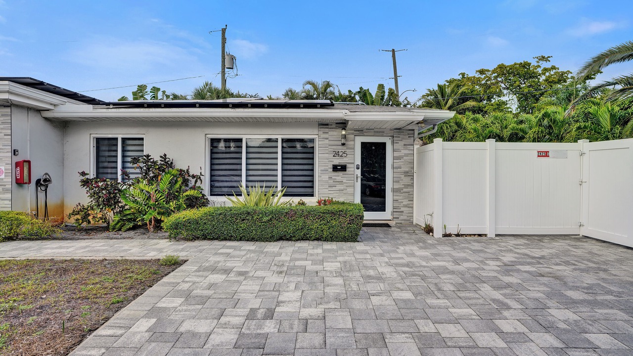 Photo of Outdoor in Coral Ridge