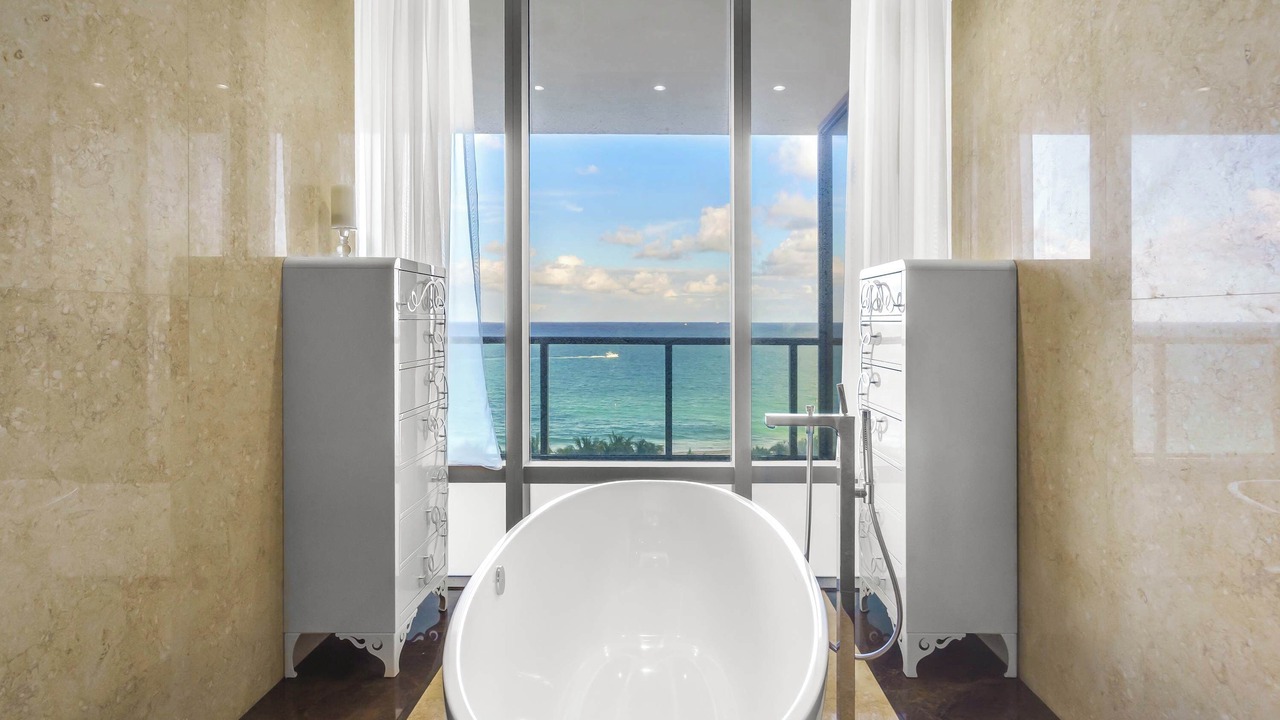 Photo of Others in Bal Harbour