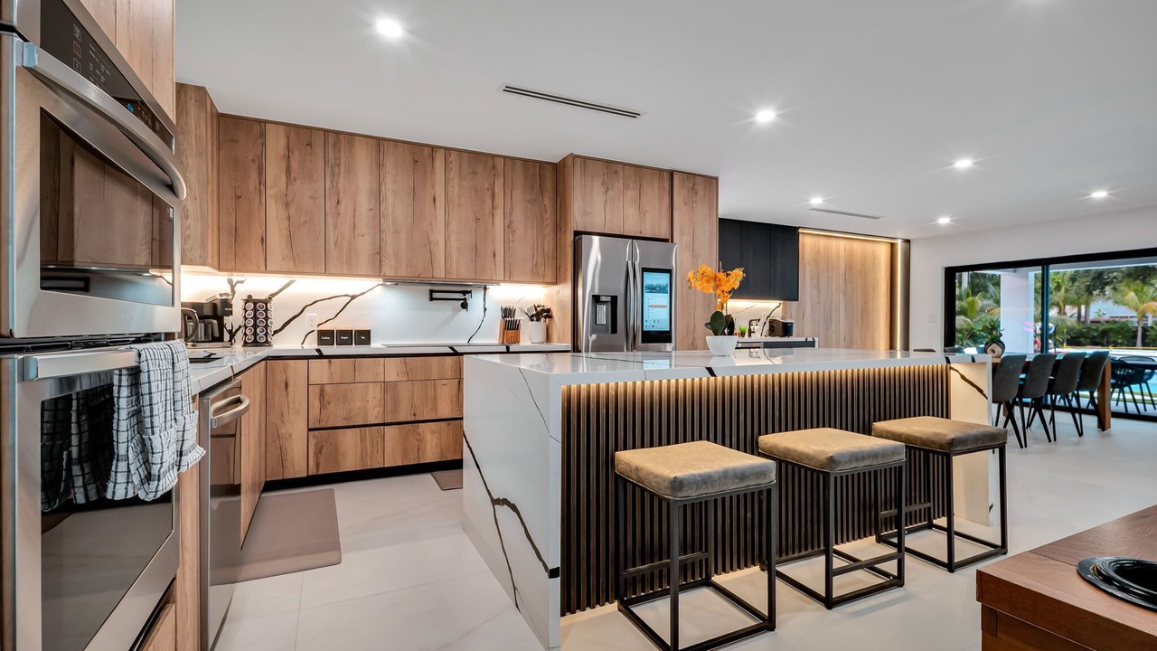 Photo of Kitchen in Golden Glades
