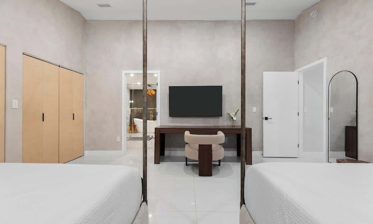 Photo of Bathroom in Northeast Miami