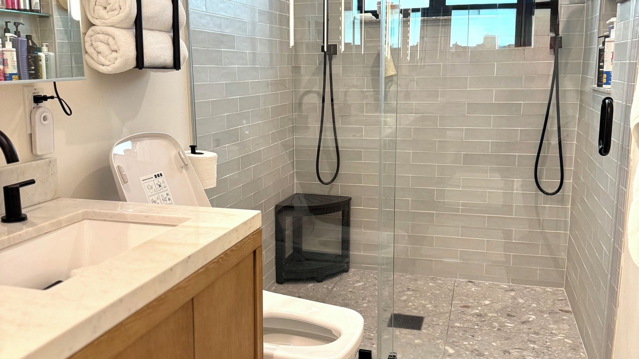 Photo of Bathroom in Surfside