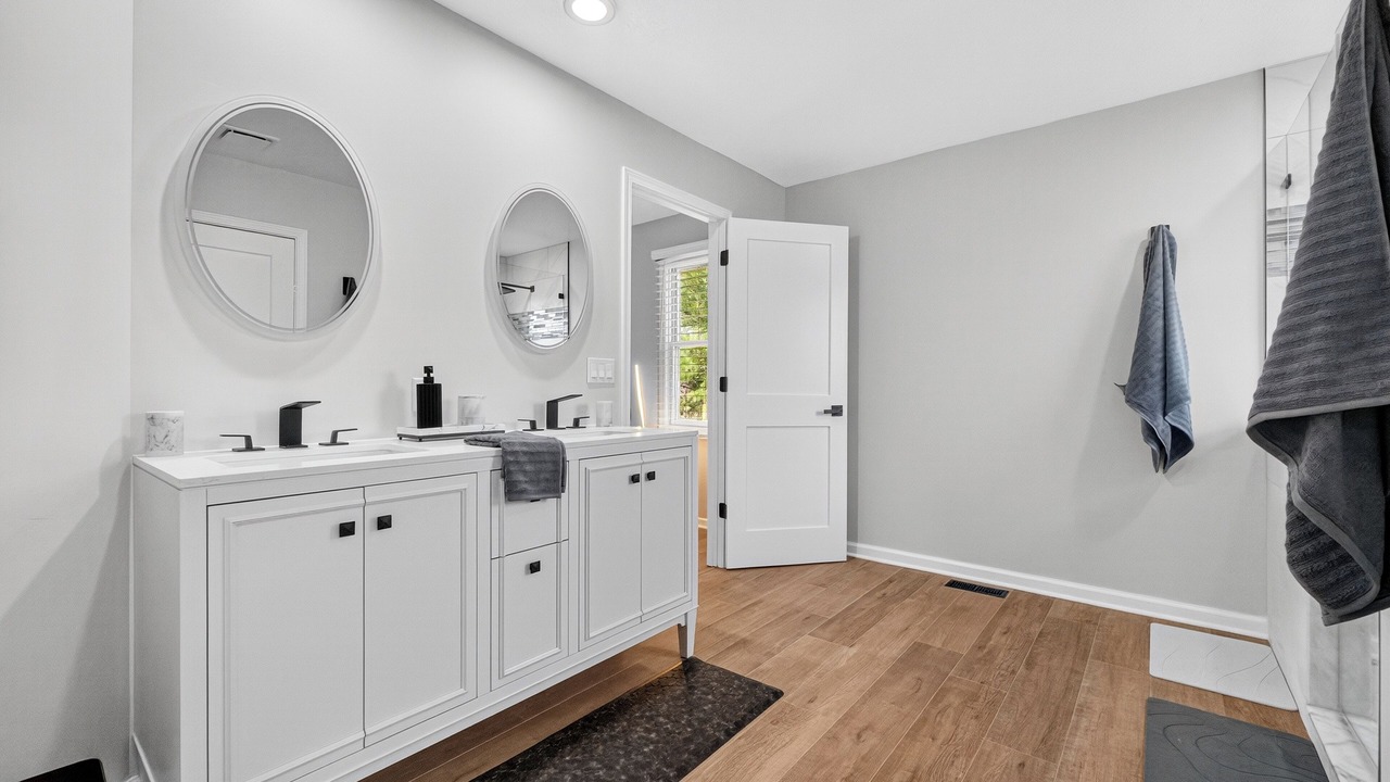 Photo of Bathroom in Chesterland