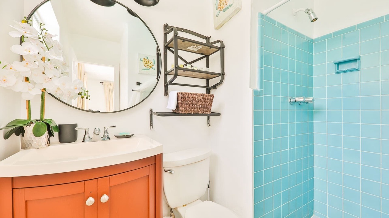 Photo of Bathroom in Driftwood