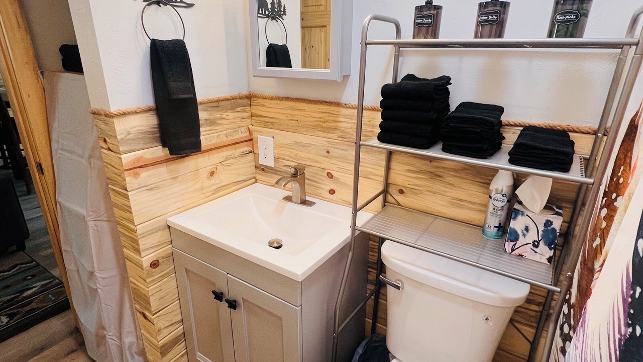Photo of Bathroom in Babb