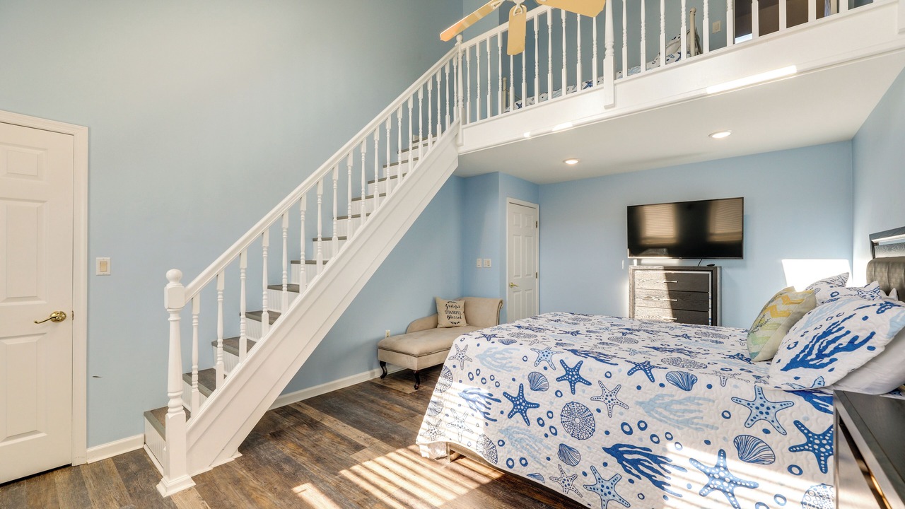 Photo of Bedroom in Caine Woods