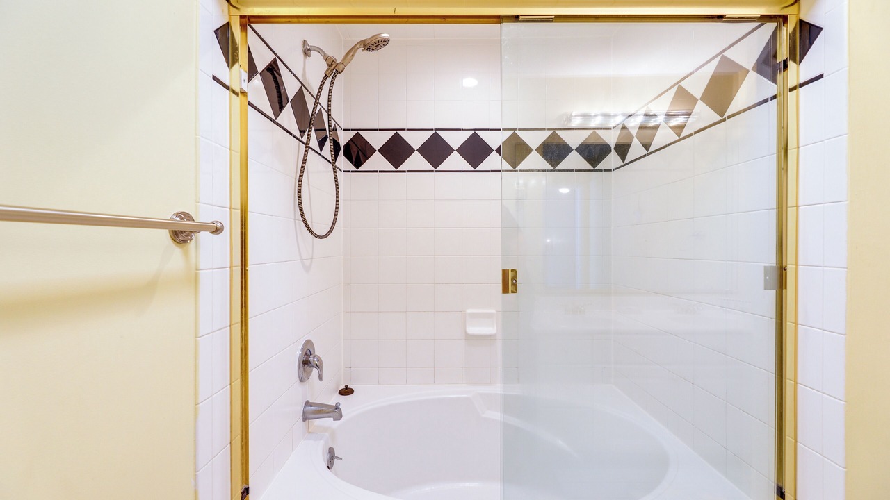Photo of Bathroom in Caine Woods