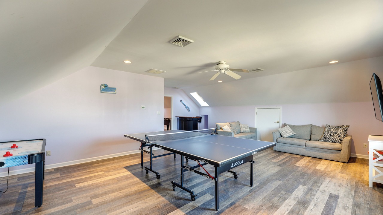 Photo of Bedroom in Caine Woods