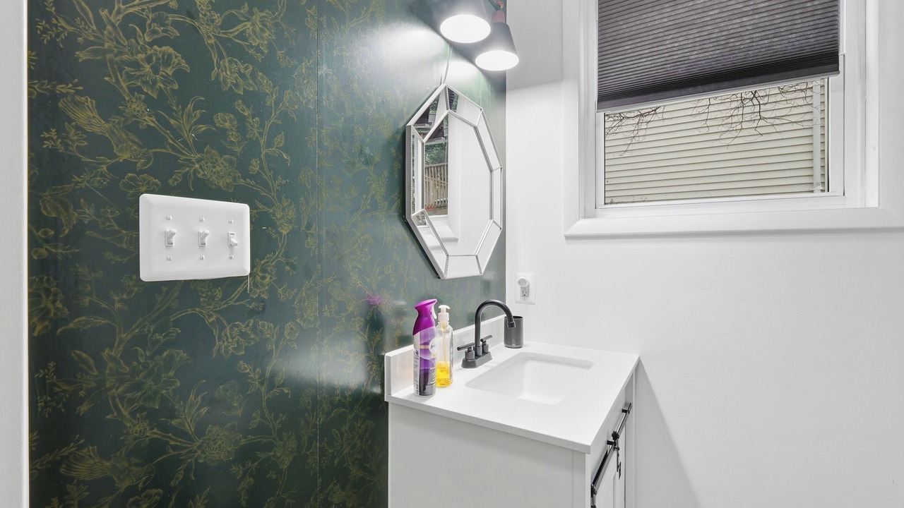 Photo of Bathroom in Cape Saint Claire