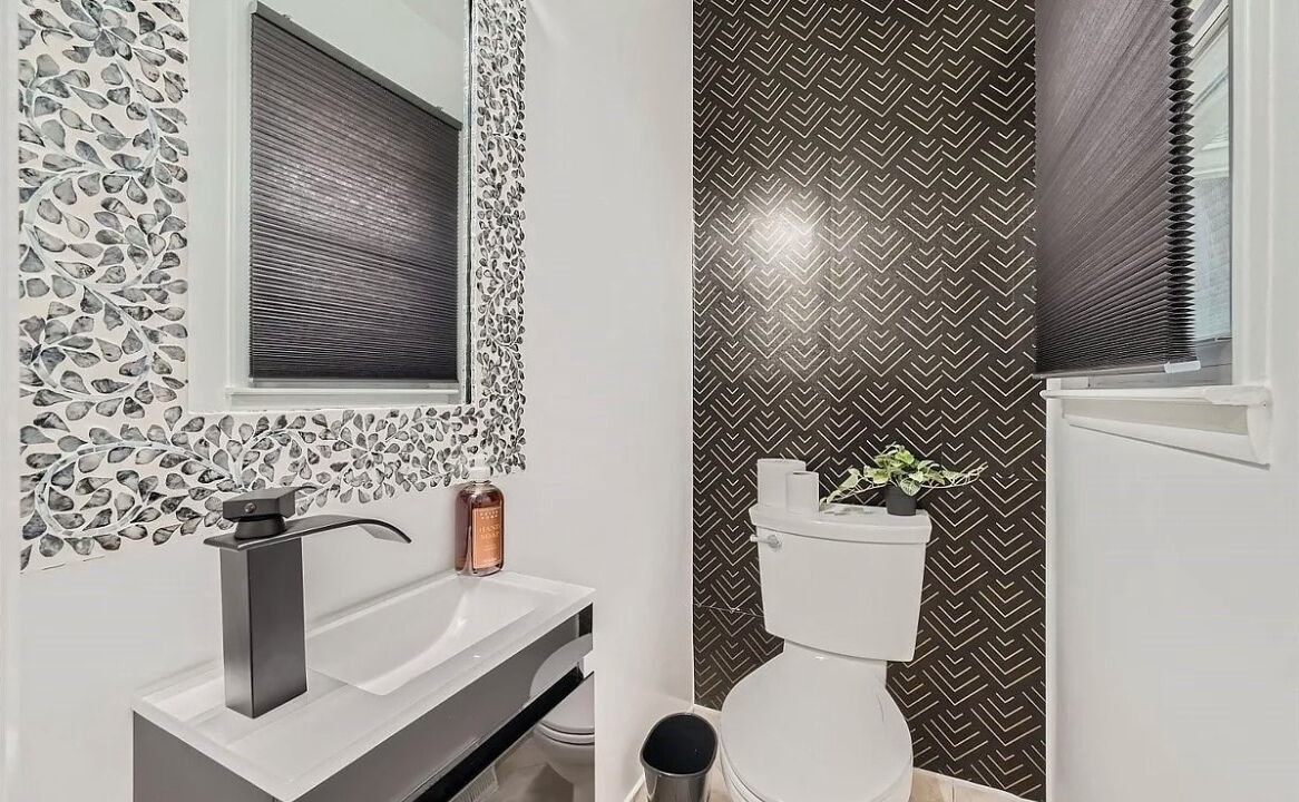 Photo of Bathroom in Cape Saint Claire