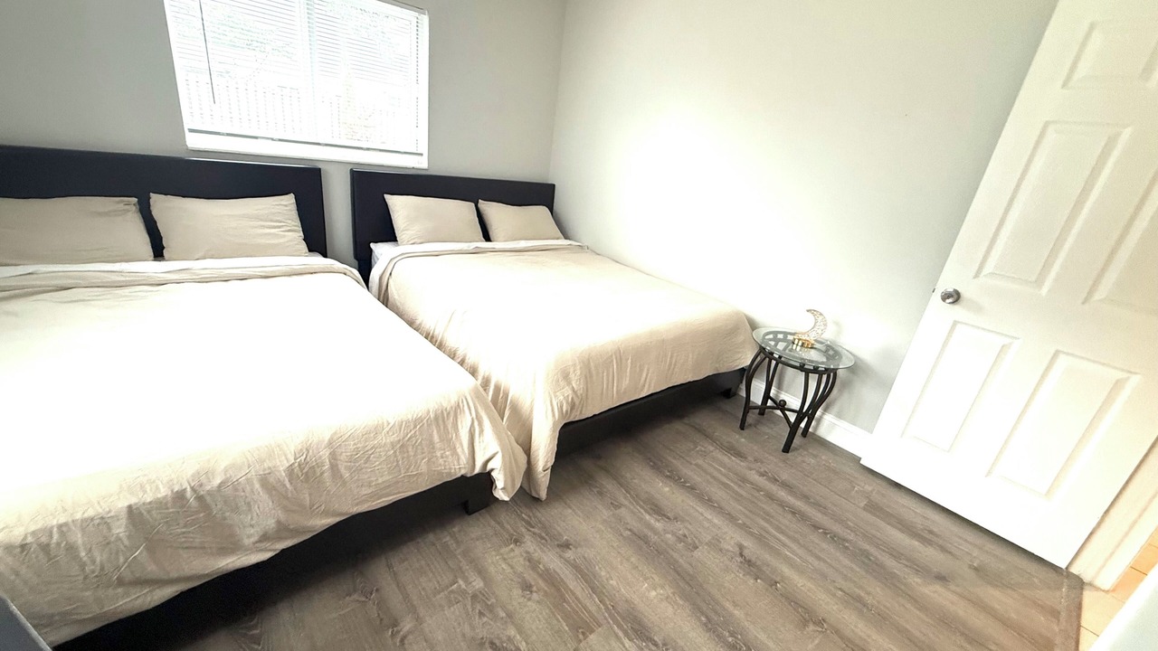 Photo of Bedroom in Sunrise