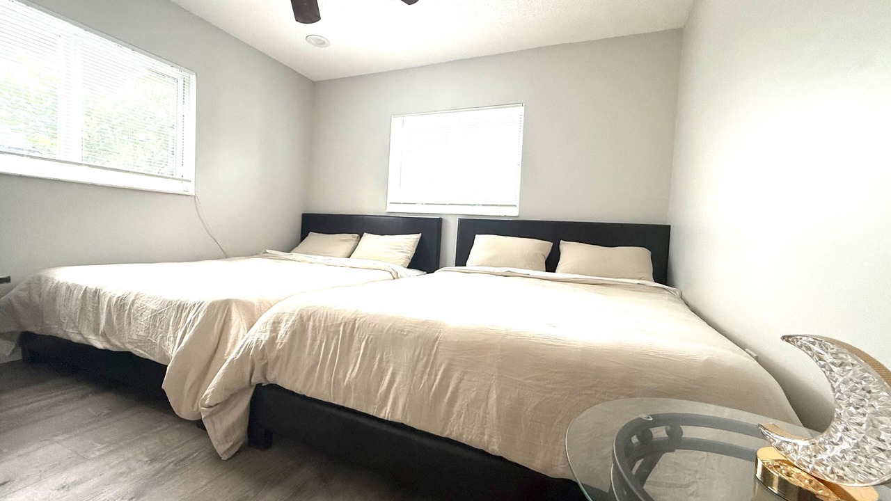 Photo of Bedroom in Sunrise