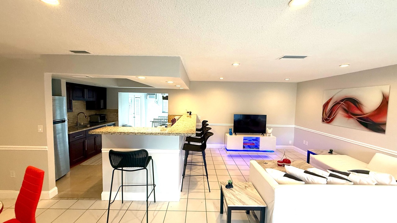 Photo of Livingroom in Sunrise