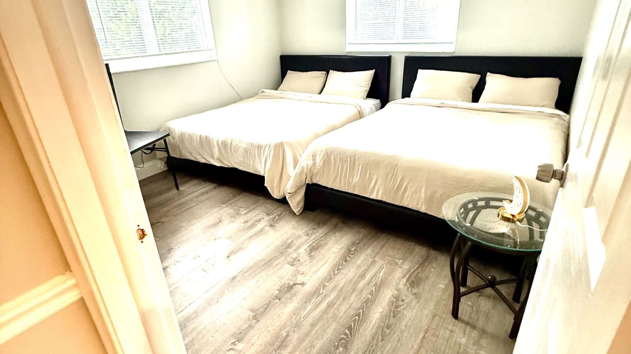 Photo of Bedroom in Sunrise