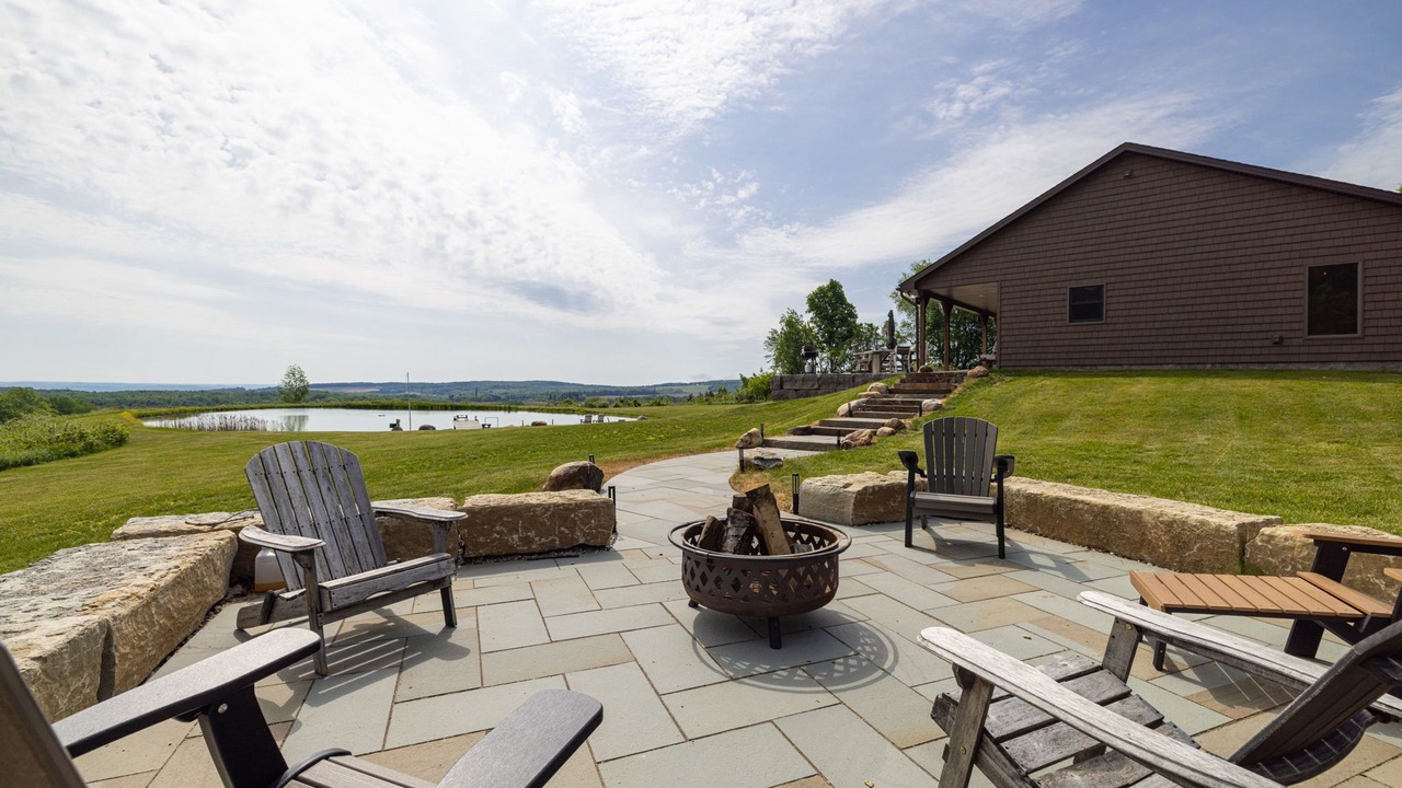 Photo of Patio Balcony in Nunda