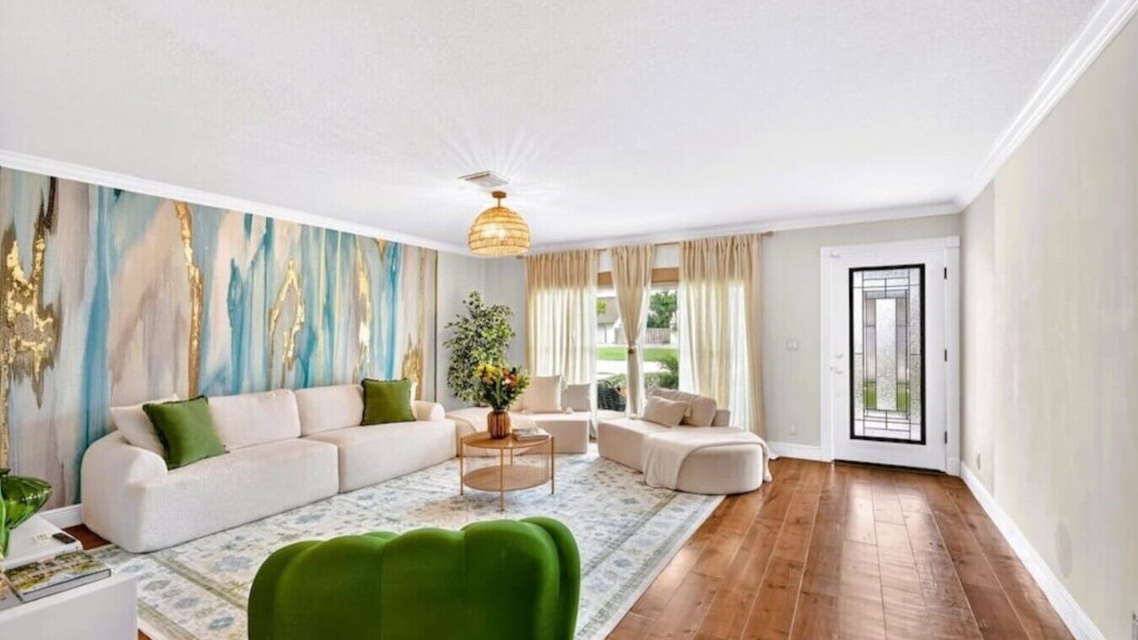 Photo of Livingroom in Tropic Palms