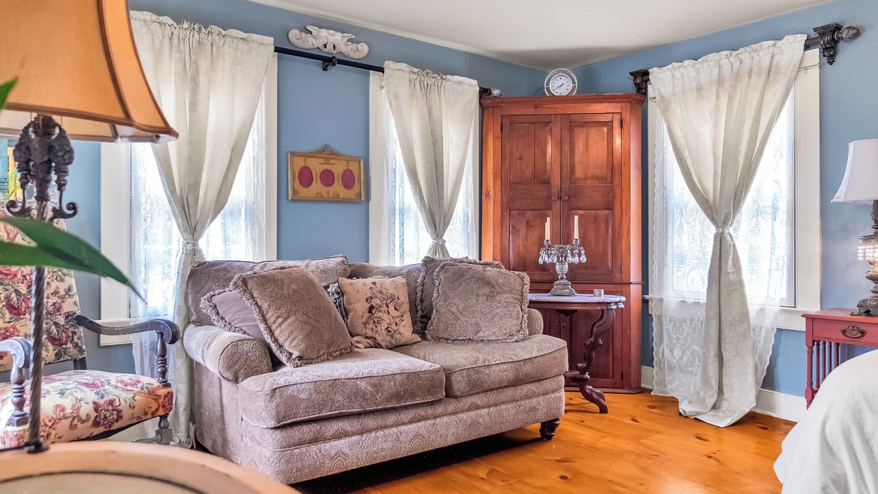 Photo of Livingroom in Franklin Springs