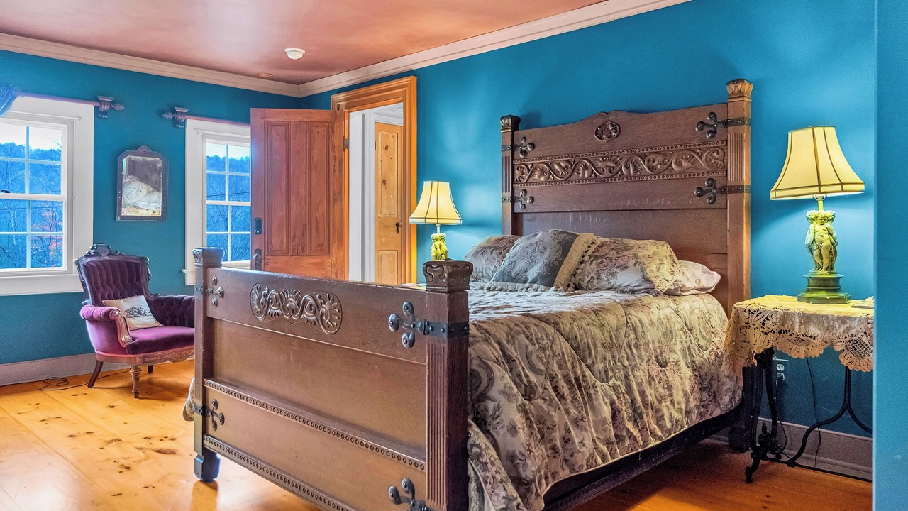 Photo of Bedroom in Franklin Springs