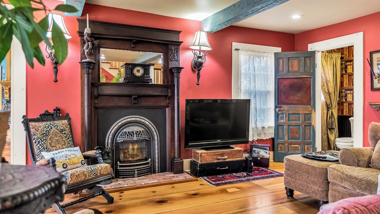 Photo of Livingroom in Franklin Springs