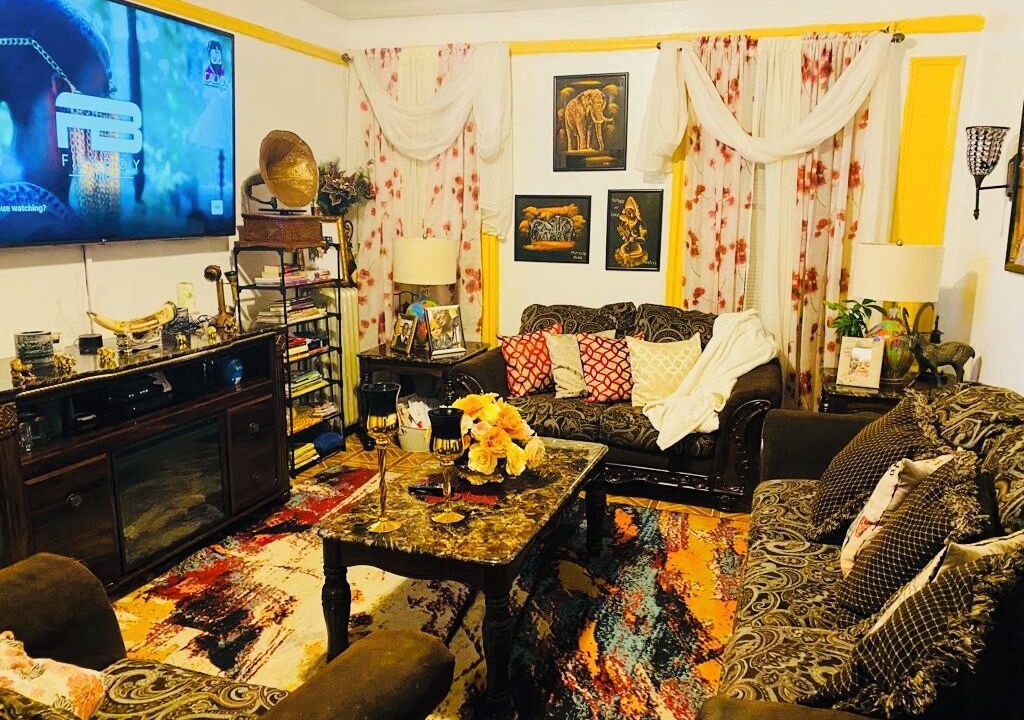 Photo of Livingroom in Fordham