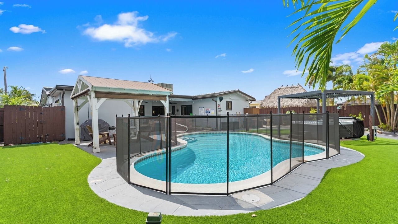 Photo of Outdoor in Hollywood Hills