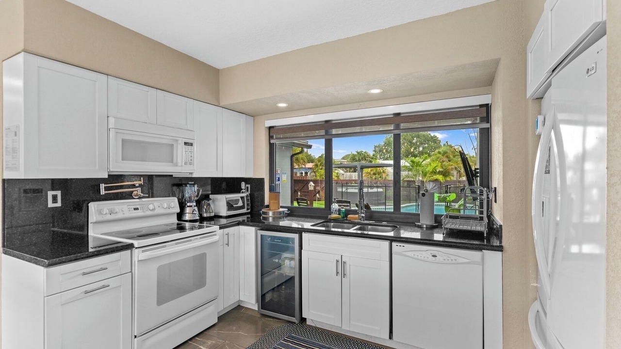 Photo of Kitchen in Hollywood Hills