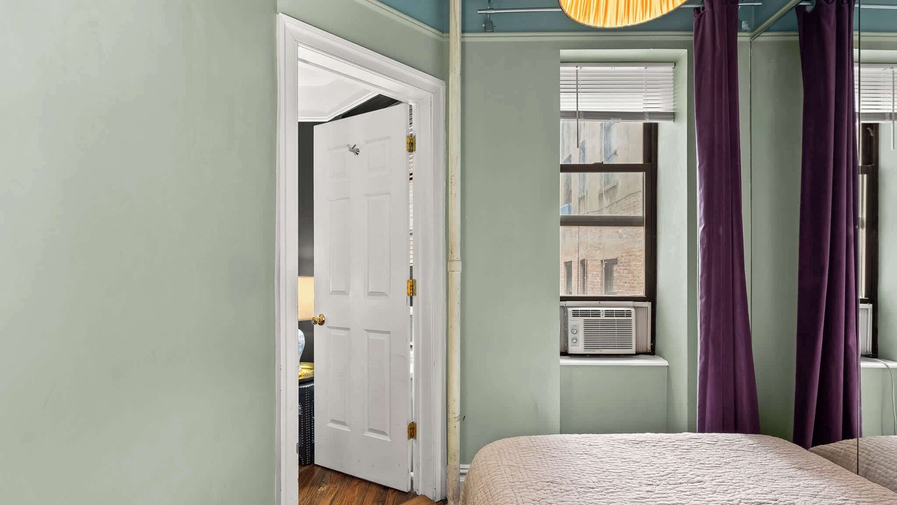 Photo of Bedroom in Manhattan Valley