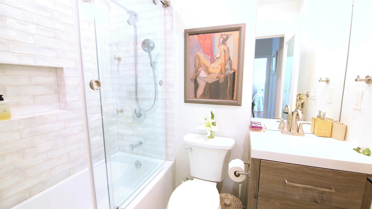 Photo of Bathroom in Mid City