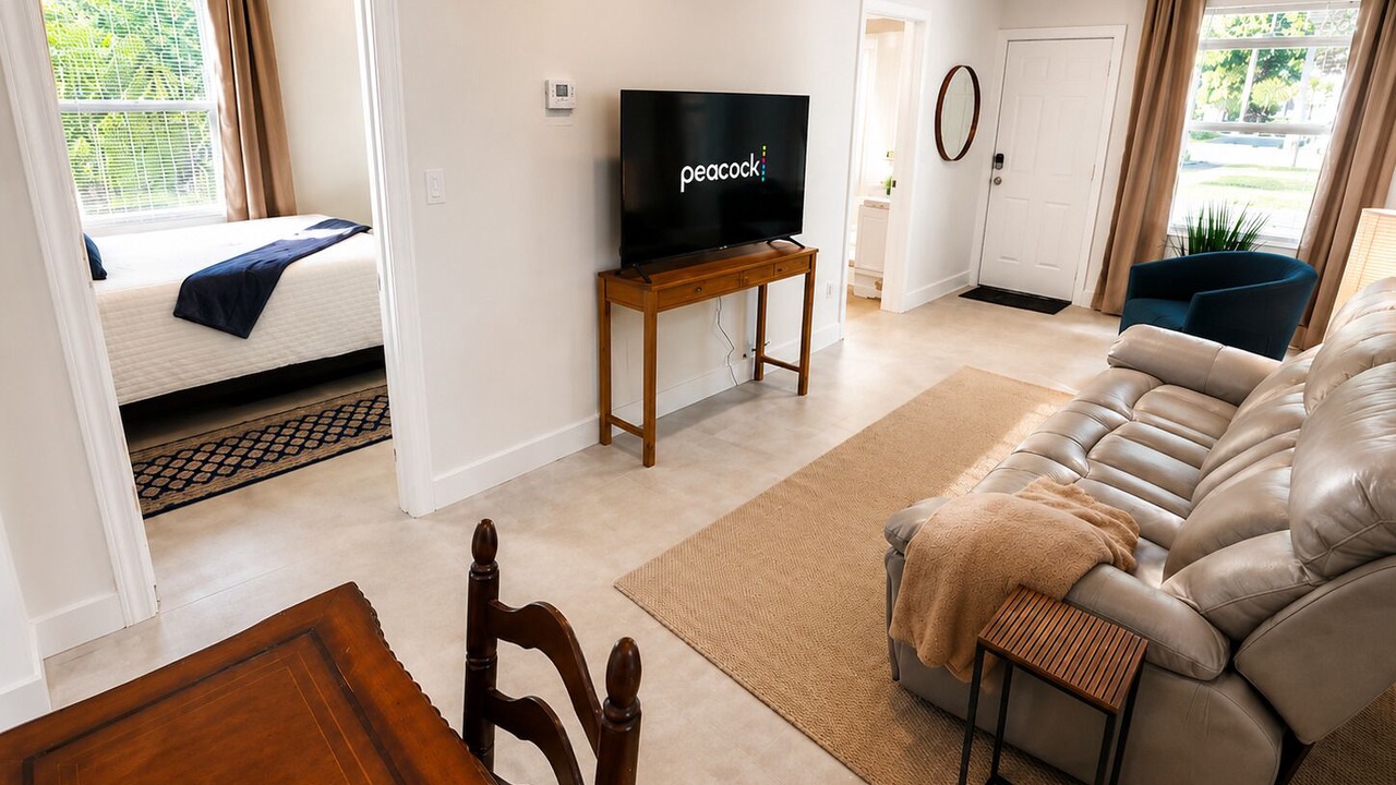 Photo of Bedroom in Dania Beach