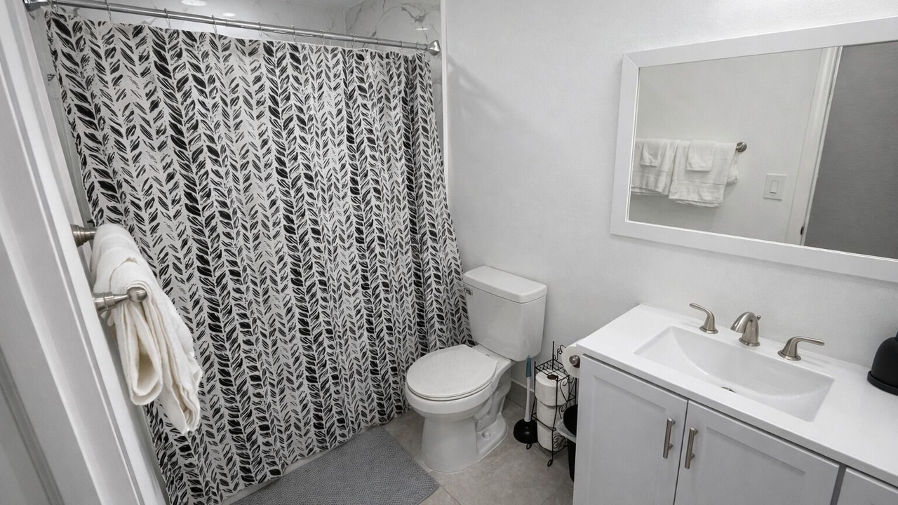 Photo of Bathroom in Dania Beach