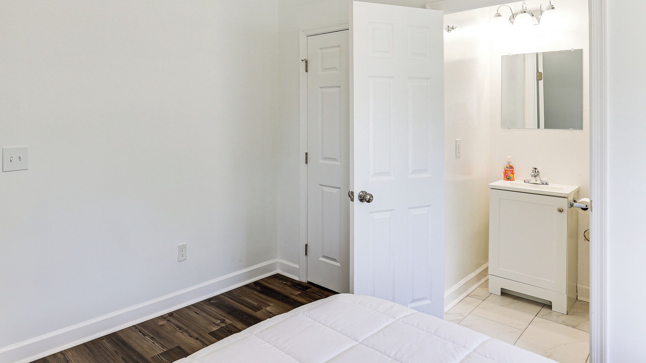 Photo of Bedroom in Deale