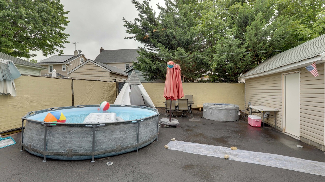 Photo of Outdoor in Elizabeth