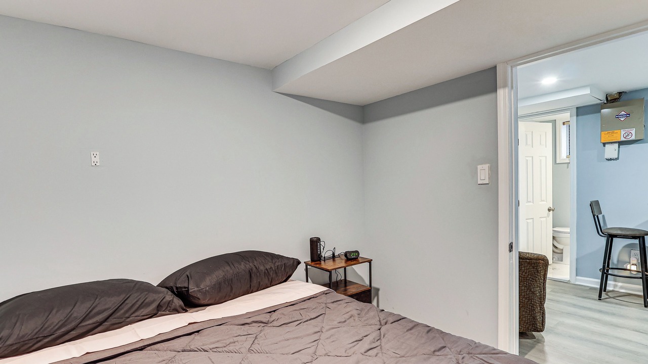 Photo of Bedroom in Elizabeth