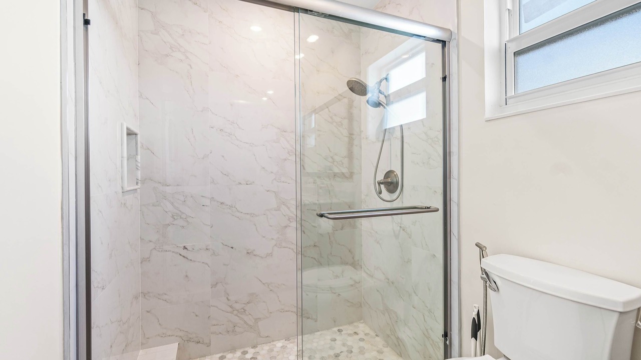 Photo of Bathroom in Tropic Palms