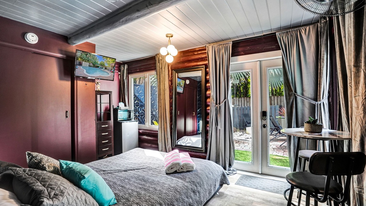 Photo of Bedroom in Wilton Manors