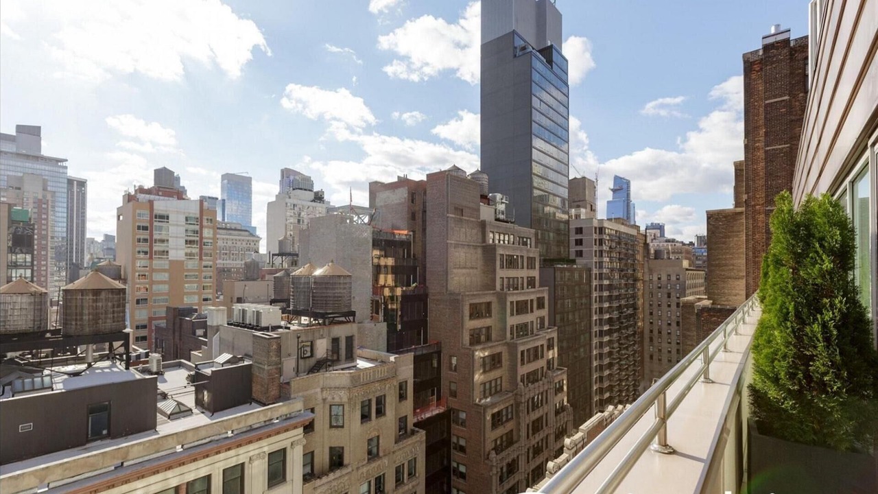 Photo of Outdoor in Midtown