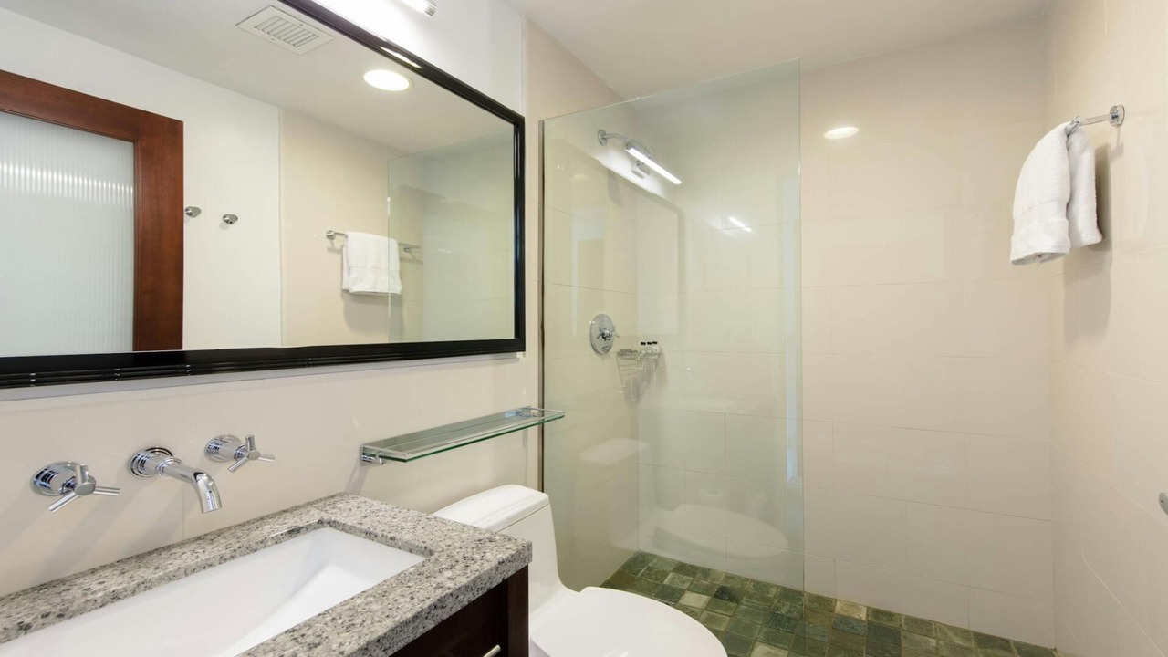 Photo of Bathroom in Midtown
