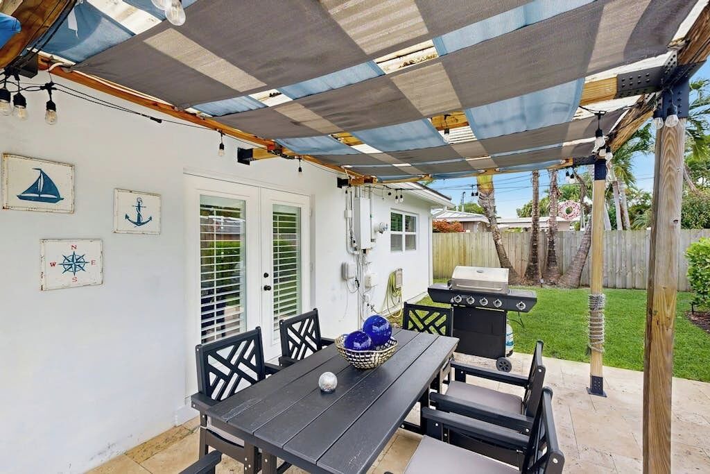 Photo of Outdoor in Coral Heights