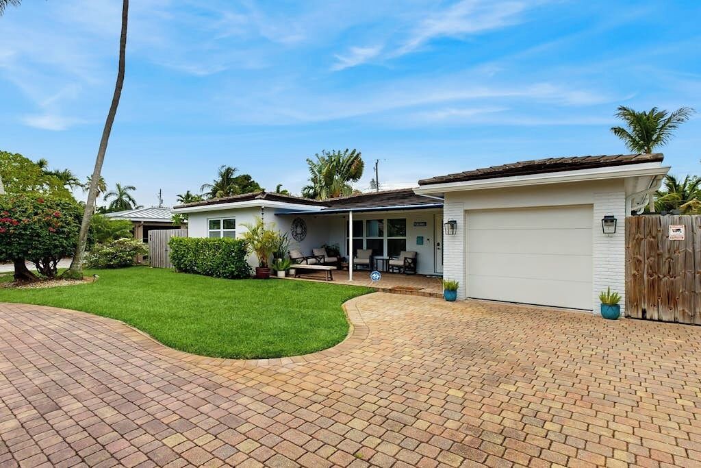 Photo of Outdoor in Coral Heights